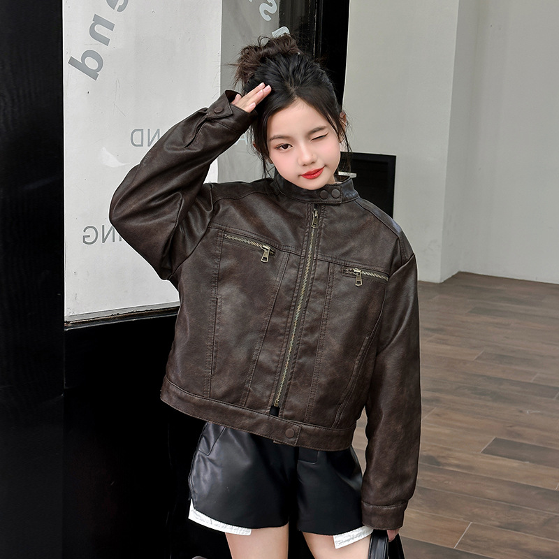 Streetwear Brand Photography - Cappotto antivento impermeabile per ragazze dei