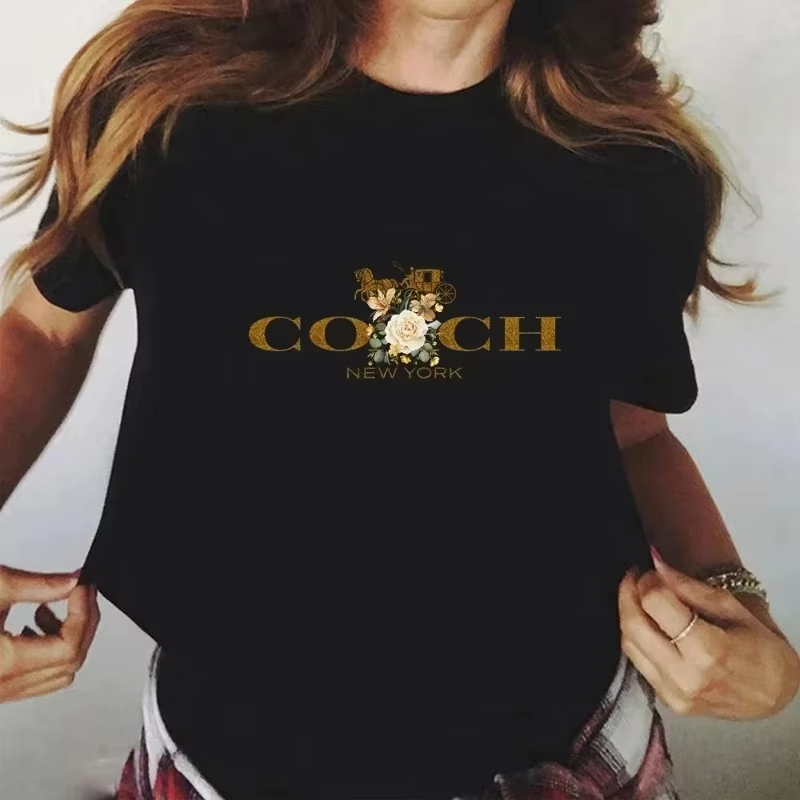 Streetwear Brand With Flowers - T-shirt di Lusso con Logo Classico