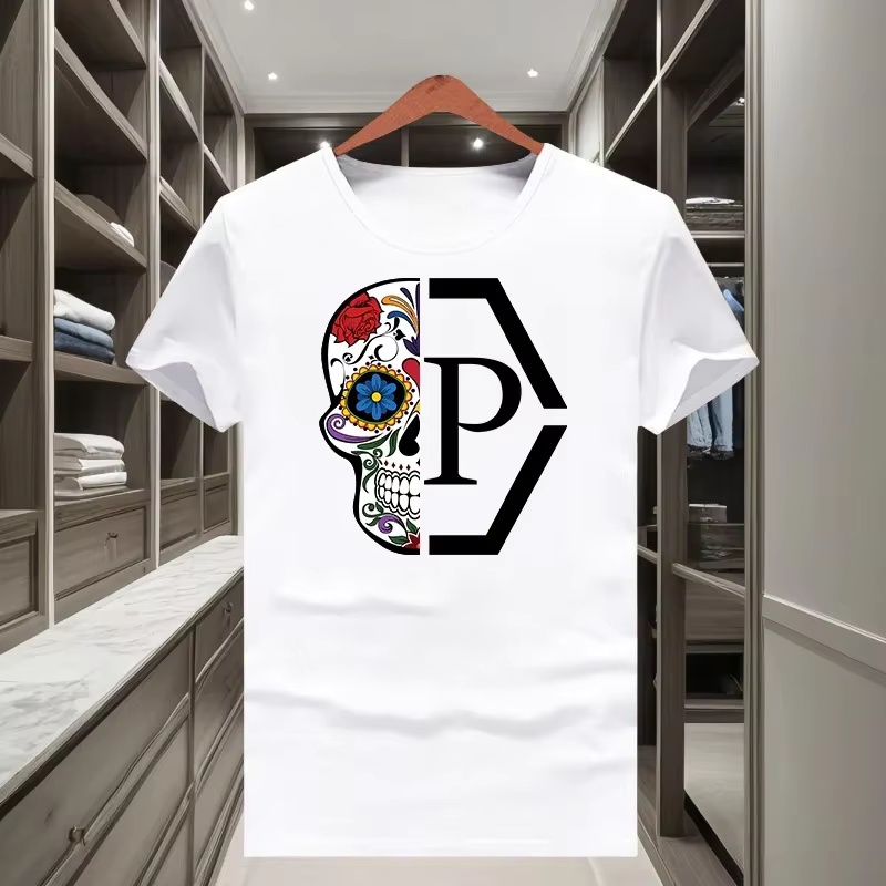 T-Shirt Classica di Tendenza c - Streetwear Brand With Flowers recensione e prezzo